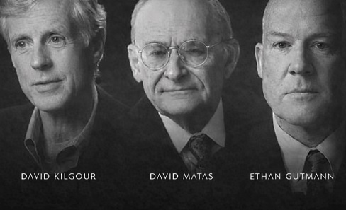 David Kilgour, David Matas ed Ethan Gutmann, autori di "Bloody Harvest/The Slaughter: An Update"